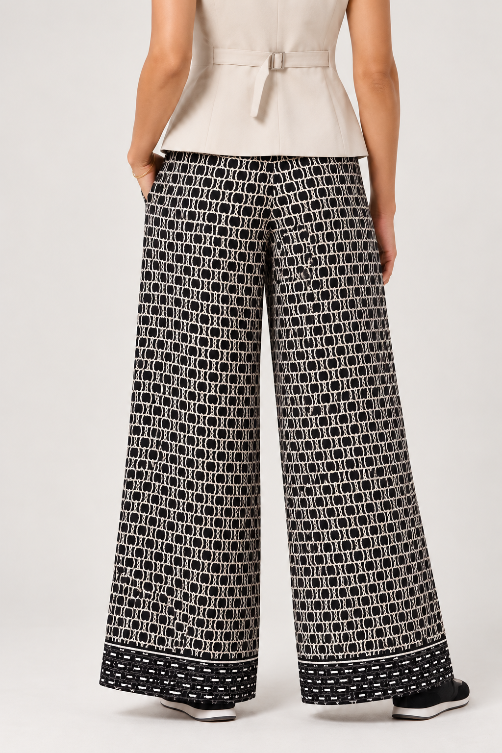 Printed Wide Leg Pants - 112013