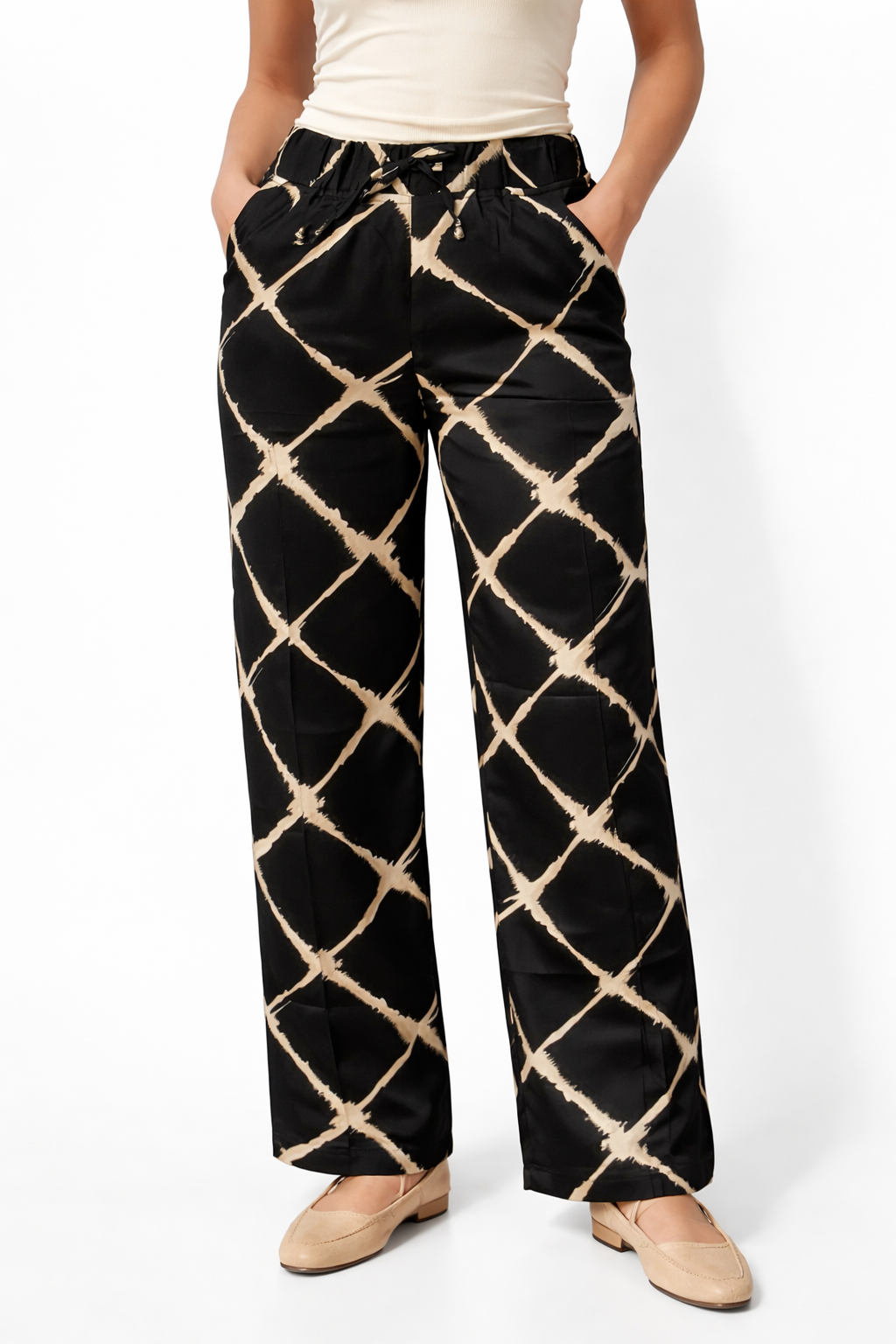 Geometric Print Loose Elastic Pants – Black - 112010