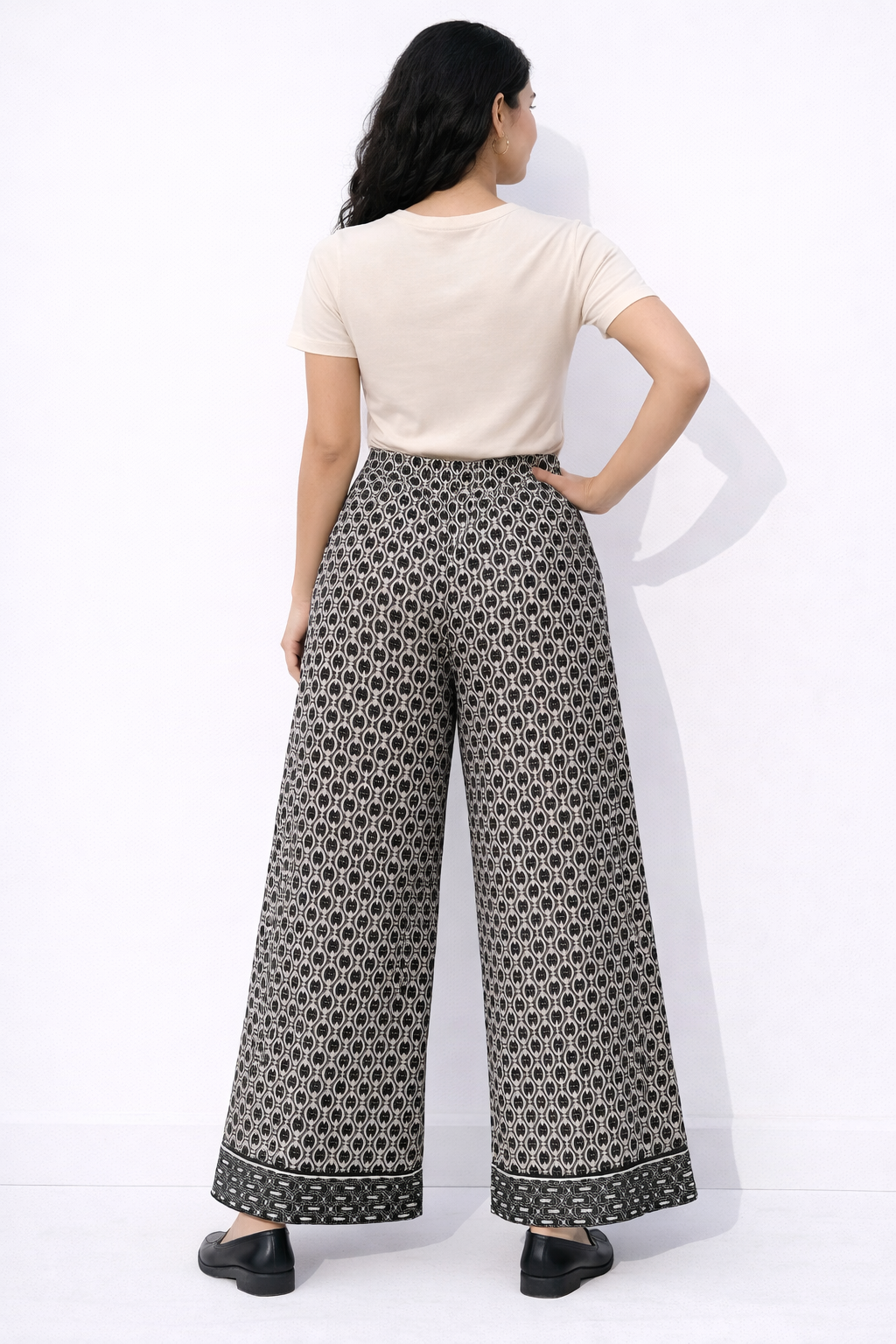 Printed Wide Leg Pants - 112013
