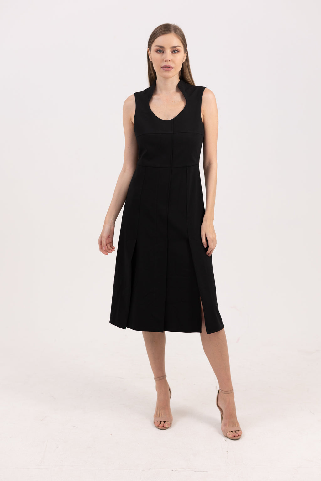 Dress with Fitted Collar and Waist - Black