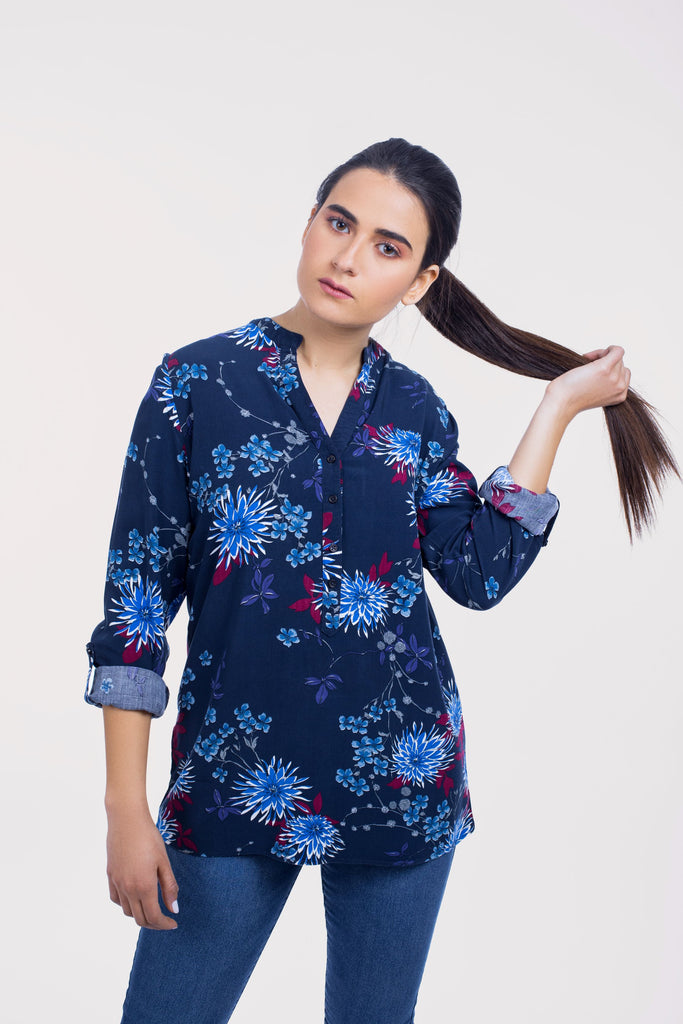 High neck collar saree blouse designs – Collar Blouses For Sarees | Blouse  neck designs, Blouse designs high neck, Fancy blouse designs | women's  shirts high-quality blouses