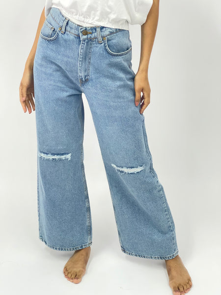 Wide Leg Ripped Jeans - 191001